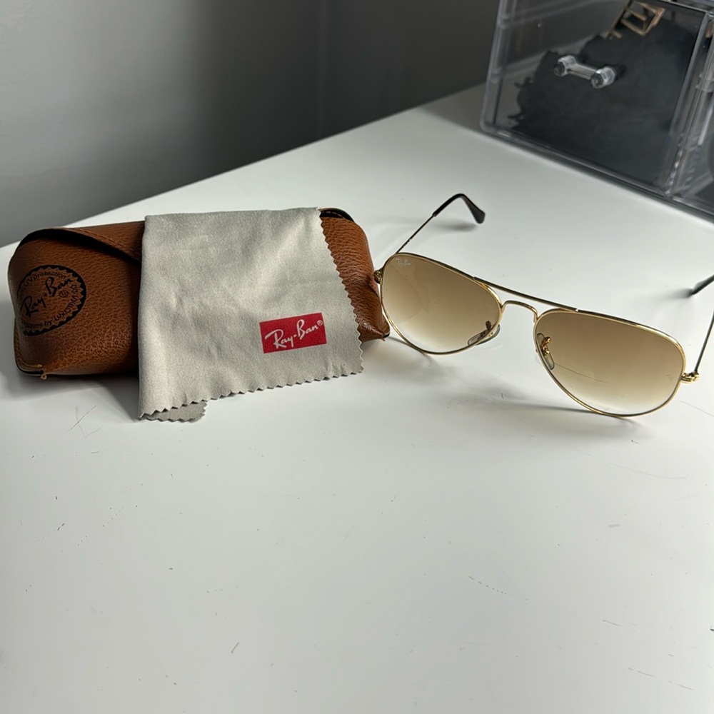 Ray-Ban Aviator Gradient